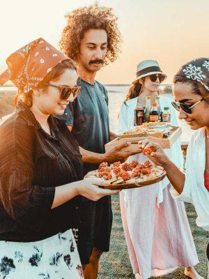 لنج تفریحی عادلشاه